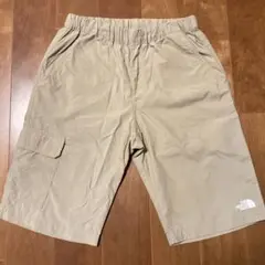 The North Face ベージュ ハーフパンツ