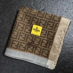 FENDI ハンカチ　ズッカ