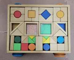 【送料無料】エドインター 音の出る積み木