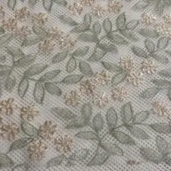 新品　レース　花柄刺繍レース生地 薄緑とベージュ　チュールレース　はぎれ