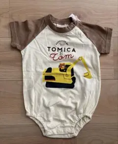 新品　トミカトム　ロンパース 70cm