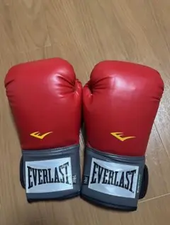 EVERLASTボクシンググローブ