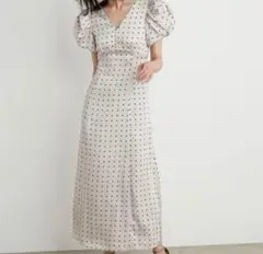 Sustainaギャザーパフスリーブドットワンピース