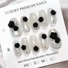 Item thumbnail for item bb842b69-b35f-4c52-96f1-6b802220e7c4