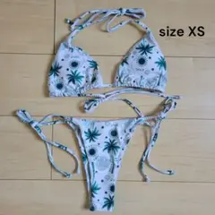 タイムセール!♡ルパームツリー柄三角ビキニ XSサイズ