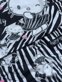 未使用　キティちゃん敷きパットセット