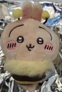 ちいかわ セブンイレブン ハチさんマスコット うさぎ