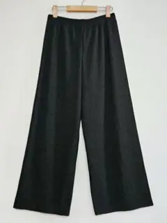 新品未使用　 黒 ワイドパンツ　総ゴムウエスト