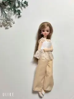 22センチドール服　レースビスチェとパンツのコーデ3点