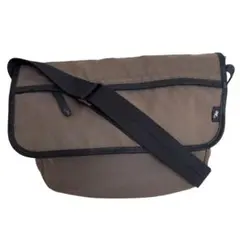 Item thumbnail for item fe30d537-6a8c-4c57-81c0-83d49440e8e9