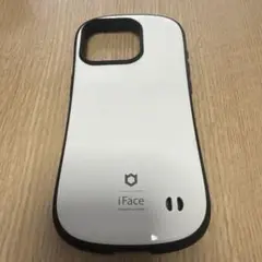 iFace iPhone15Pro ホワイト
