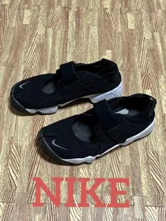 NIKEナイキ エア リフト ブリーズ ブラック W