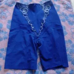Item thumbnail for item be572a6a-ec5e-4255-948f-bc2e4f683937