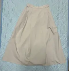 UNIQLO ベージュ フレアロングスカート Sサイズ