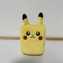 ポケモンカード ケース ピカチュウ