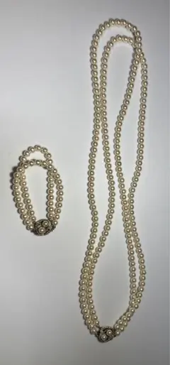 Item thumbnail for item 33b39a45-119e-43b3-bb27-9c96c3f1e654