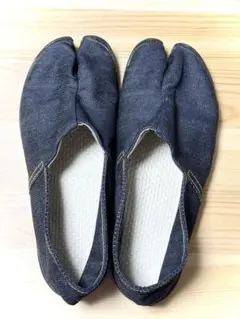 Item thumbnail for item 81117e09-1743-4749-b032-193ac6db8f51