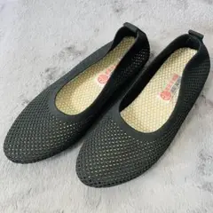 【極美品】未使用級 フラットシューズ メッシュ スリッポン 41 黒