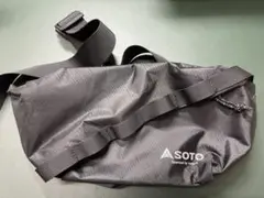 SOTO ソト　ボディバッグ