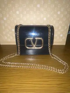 ブラックパテントレザー パーティーバッグ