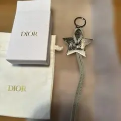 Dior 星型キーホルダー シルバー　ノベルティ