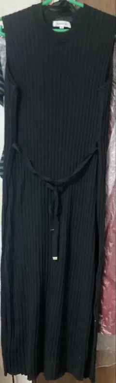 NATURAL BEAUTY BASIC ノースリーブワンピース M ブラック