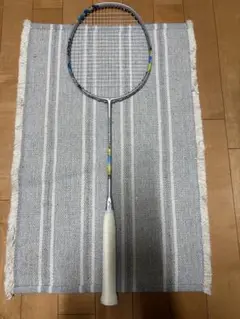 ヨネックス　ナノフレア700ツアー　4U5
