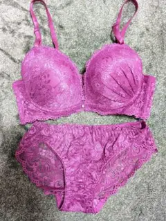 豪華総レース✨上下セット