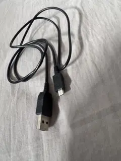 USB-A to Micro USB ケーブル