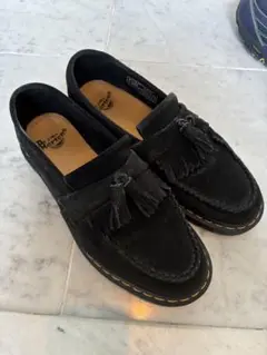 Dr.Martens ADRIANスウェード　タッセルローファー