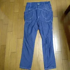 Item thumbnail for item 89a8c2fc-dc76-476a-a71f-a7f45e900190