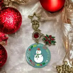 ♡handmade♡限定品❤︎雪だるまとポインセチアチャームの星型キーホルダー