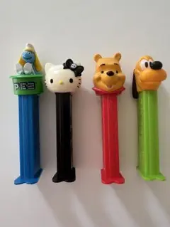 PEZ ペッツ　キティ　スマーフェット　プーさん　プルート