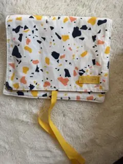 L'OCCITANE 小物入れ
