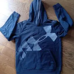 Under Armour 黒 パーカー YLG