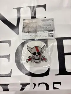 ワンピース　Day ピンバッジ　赤髪海賊団　シャンクス