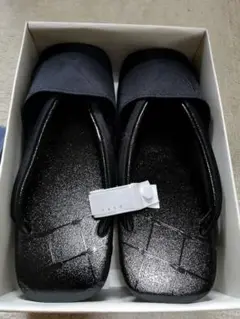 Item thumbnail for item c28ea9b0-a83e-48a5-8bbb-8f444104b64b