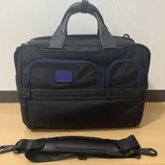 ANA TUMI ALPHA2 FXT 3wayバッグ ブラック/ブルー 全日空商事、ANAブルーをあしらったTUMI別注バッグ「TUMI for