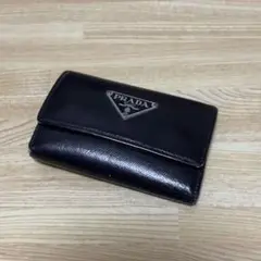 PRADA ブラック サフィアーノレザー キーケース