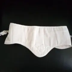 ホワイト刺繍入り着物アンダーガード✨
