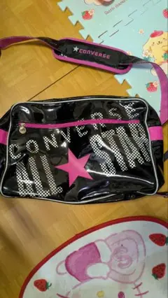 コンバースエナメルバック