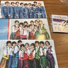 Hey!Say!JUMPのクラブ会報3冊と、コンサートグッズです。