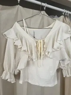 グレイル　フリルトップス　キャミソール付き
