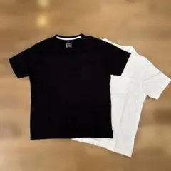 無印良品　メンズTシャツ　2枚セット　ブラック、オフホワイト