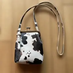 牛柄ショルダーバッグ