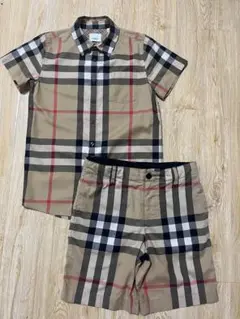 Burberry 12y 152cm チェック柄シャツとショートパンツセット
