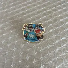 ドラえもん 映画ピンバッジ 2003