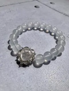 水の精霊が宿るミルキークォーツブレスレット