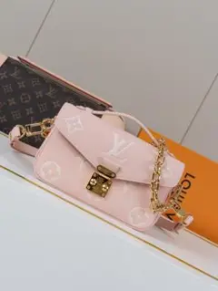 Louis Vuitton ピンク ショルダーバッグ