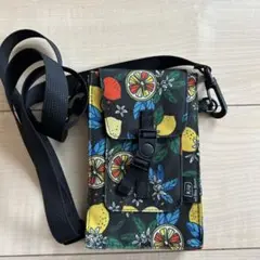 KIU スマホショルダー